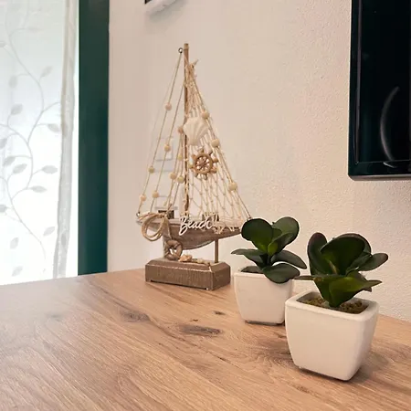 Holiday home 2 50m Dal Mare + Parcheggio Privato Marina di Pietrasanta