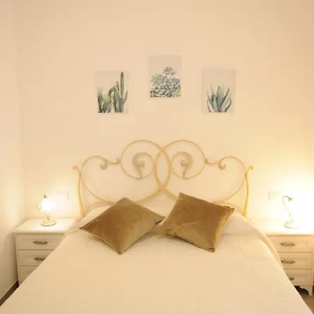 2 50m Dal Mare + Parcheggio Privato Marina di Pietrasanta